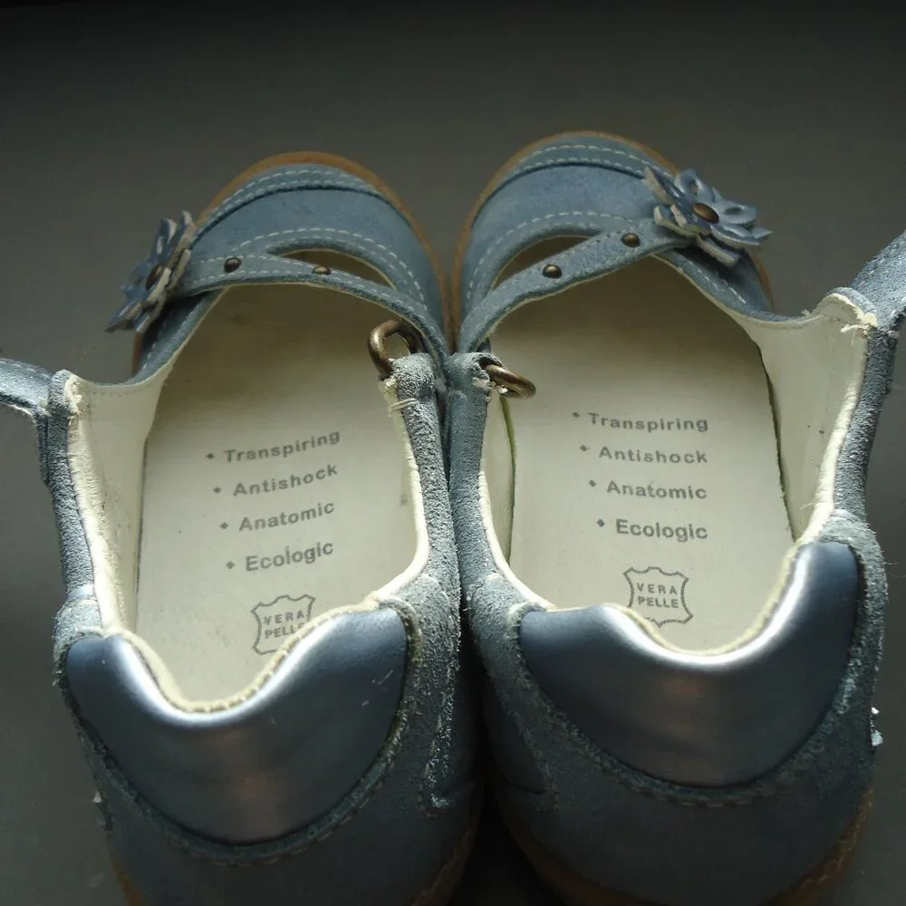 SIZE 27. Primigi Sky effects system Mary Jane suede shoes.